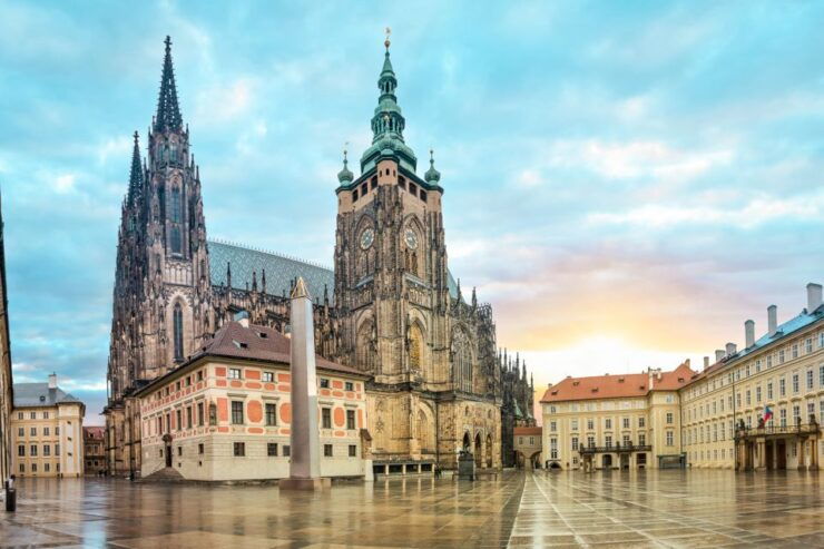 Prague Castle & Castle District: 2-Hour Guided Tour - Booking Details
