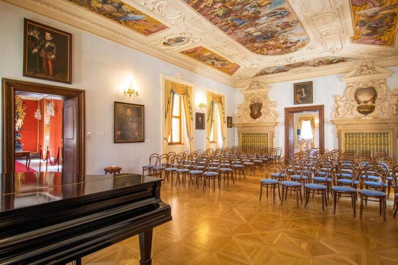 Prague Castle: Midday Classical Concert at Lobkowicz Palace - Good To Know