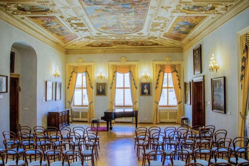 Prague Castle: Midday Classical Concert at Lobkowicz Palace - Why This Concert Is a Great Choice