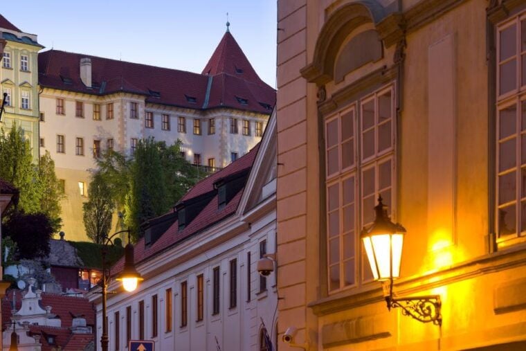 Prague Castle: Midday Classical Concert at Lobkowicz Palace - Who Should Consider This Experience
