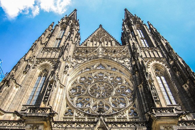 Prague Castle: Power, Glory & Destruction Small Group Tour - Meeting Point Details