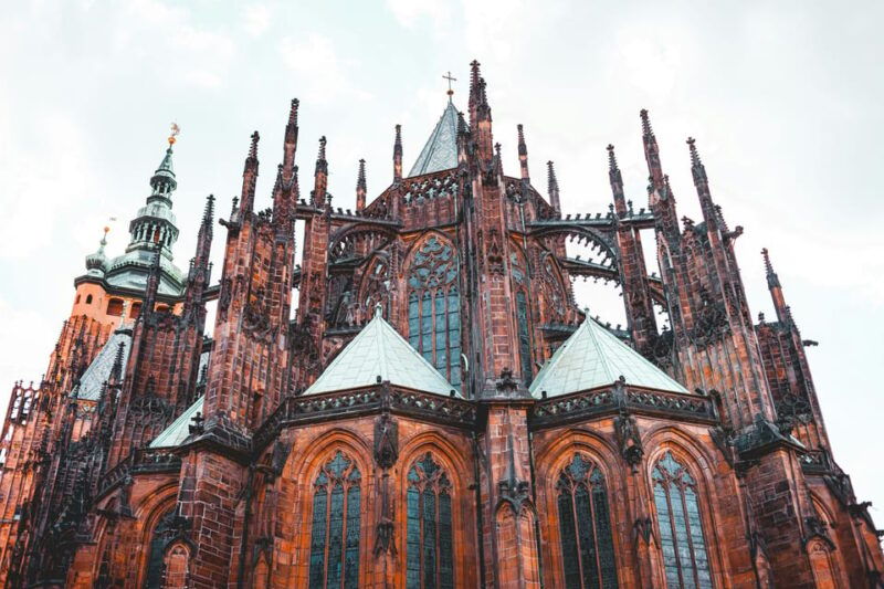 Prague Castle St. Vitus Cathedral, Royal Palace, St. George's Basilica - Good To Know