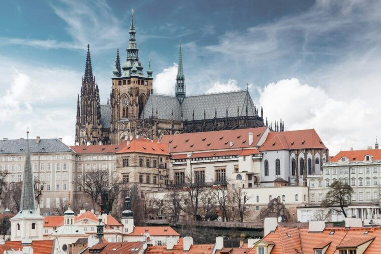 Prague Castle St. Vitus Cathedral, Royal Palace, St. George's Basilica - Why This Tour Works Well