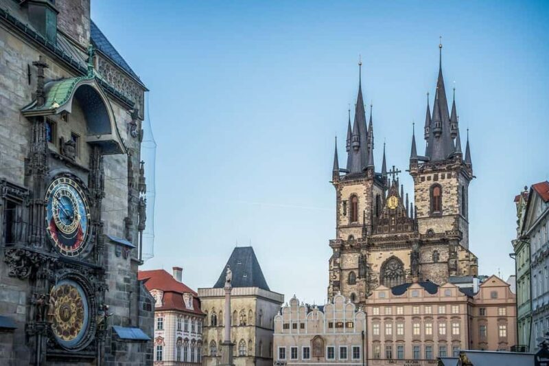 Prague: Central Gallery Ticket & Digital City Tour - Good To Know