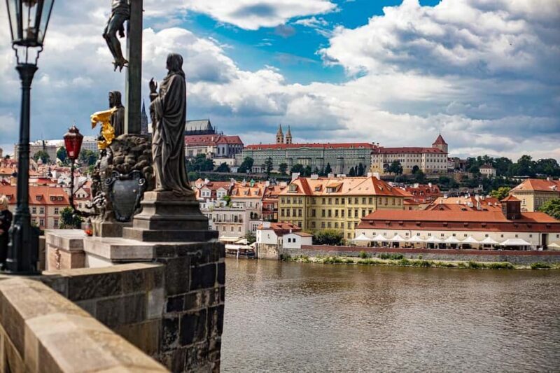 Prague: Central Gallery Ticket & Digital City Tour - Discovering the Central Gallery and Its Artistic Treasures