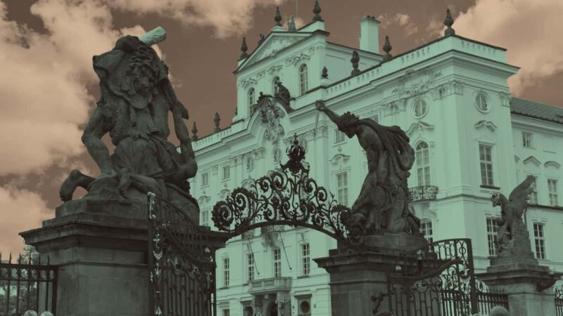 Prague: Charles Bridge and Prague Castle Private Guided Tour - The Sum Up