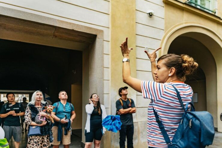 Prague: City Highlights By Bus, Boat, and on Foot - Experience Highlights