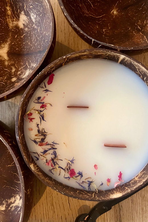 Prague: Coconut candle workshop - Good To Know