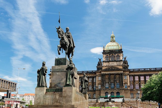 Prague Day Trip From Vienna With Accommodation Pick-Up - Free Time for Lunch and Shopping