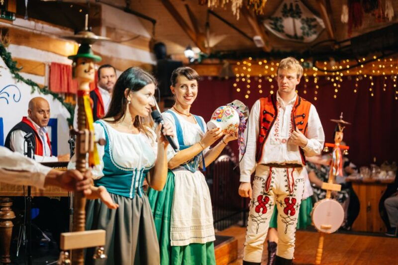 Prague: Dinner with Folk Show and Open Bar - Good To Know
