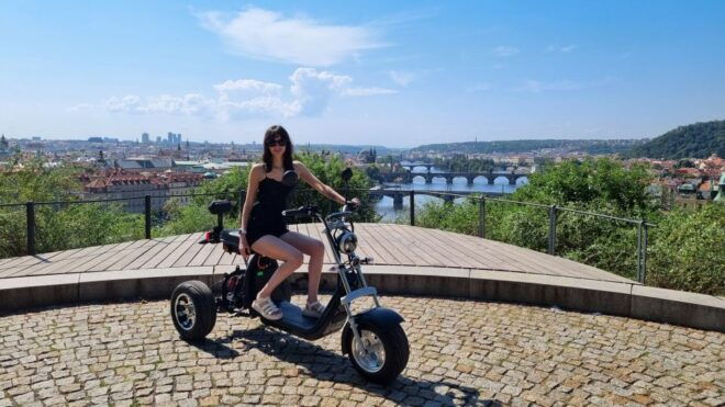 Prague: Electric Trike Viewpoints Tour With a Guide - Inclusions and Meeting Point