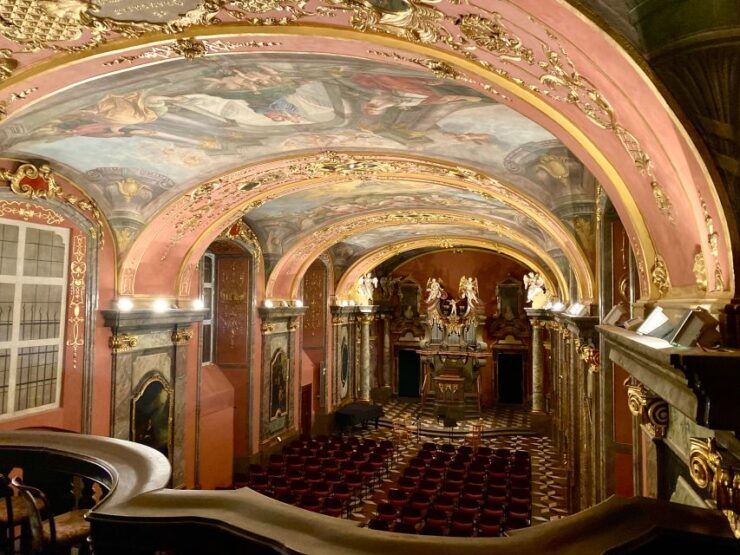 Prague: Entry Ticket Classical Concert at the Mirror Chapel - Review Summary