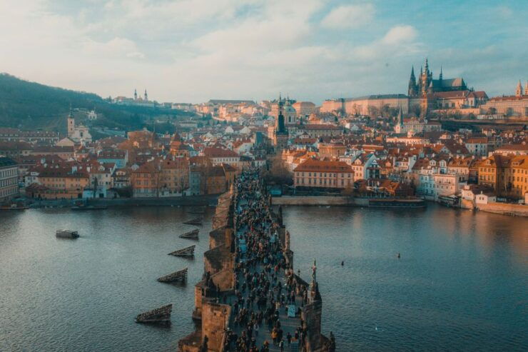 Prague: Express Walking Tour With a Local Guide - Experience Highlights