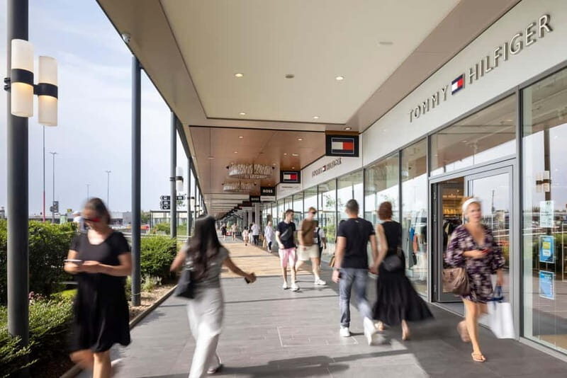 Prague: Fashion Arena Prague Outlet Half-Day Shopping Tour - Good To Know