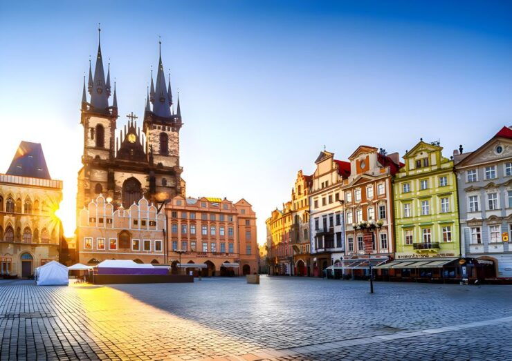 Prague: Full-Day Guided Tour of Prague in a Small-Group - Experience Itinerary and Landmarks Visited