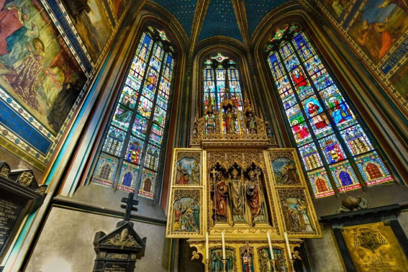 Prague: Full-Day Old Town, River Cruise & Prague Castle Tour - Final Thoughts: Is This Tour Right for You?