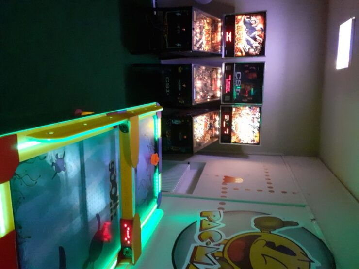 Prague: Glow Golf Mini Golf Game by UV Light - Experience Highlights