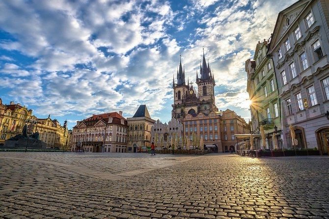 Prague Highlights Tour Including Castle, Old Town Square & Jewish Quarter Visit - Pricing & Payment Options