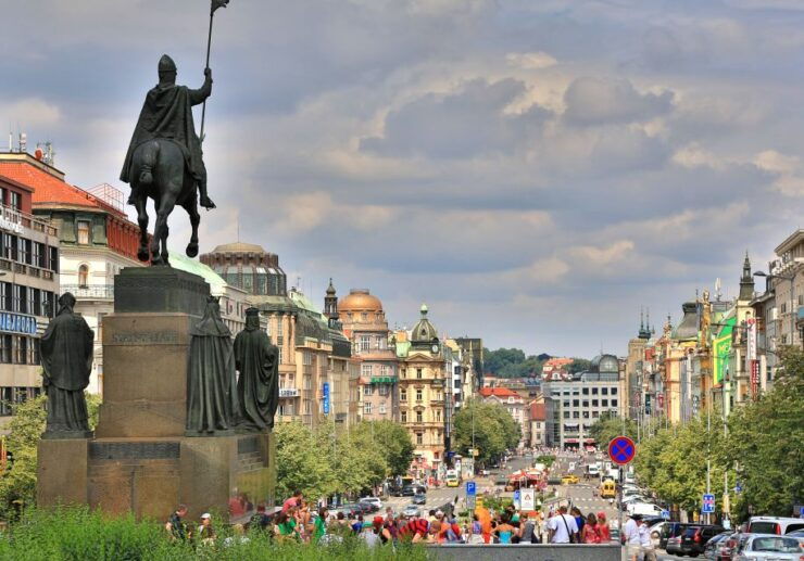 Prague: Historical Guided Walking Tour - Tour Experience