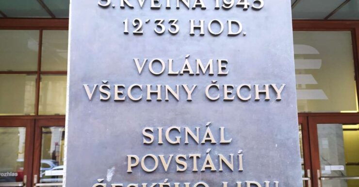 Prague: Historical Walking Tour With Focus on World War 2 - Tour Details