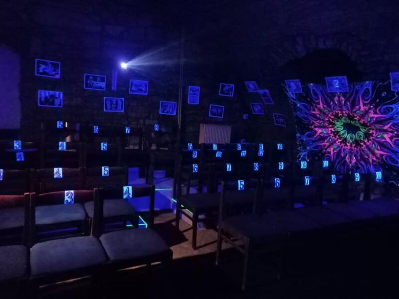 Prague: Images of Love Black Light Theatre Show - Practical Tips for Visitors