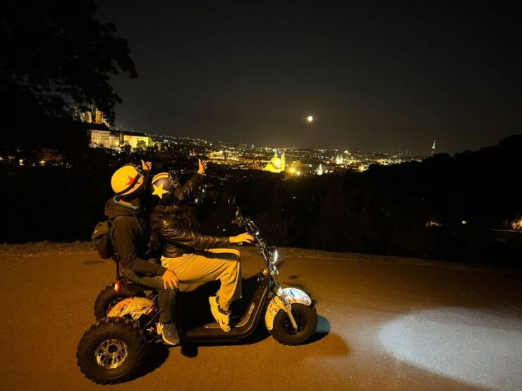 Prague in Night Trike Group Tour ( Live Guided ) - Group Size and Itinerary Highlights