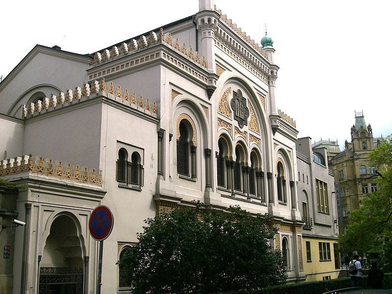Prague: Jewish Quarter Premium Tour - Exploring the Synagogues and Their Stories