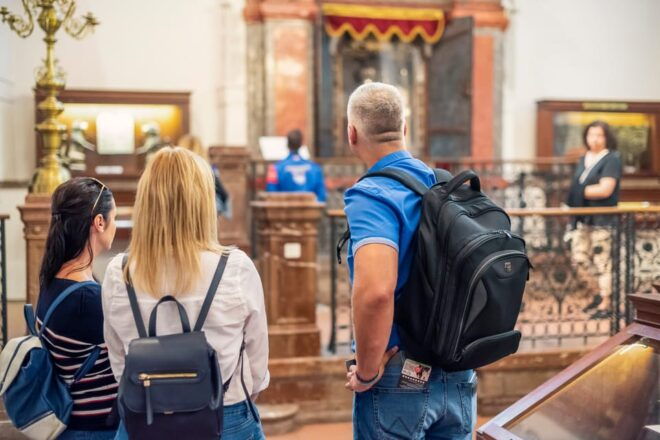 Prague: Jewish Quarter Walking Tour With Admission Tickets - Meeting Point Details