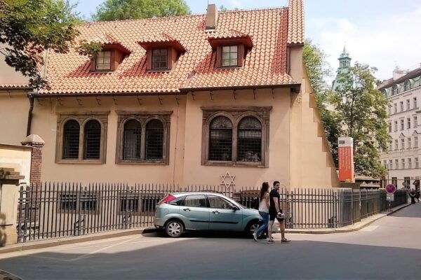 Prague: Jewish Quarter Walking Tour With Admission Tickets - Customer Reviews