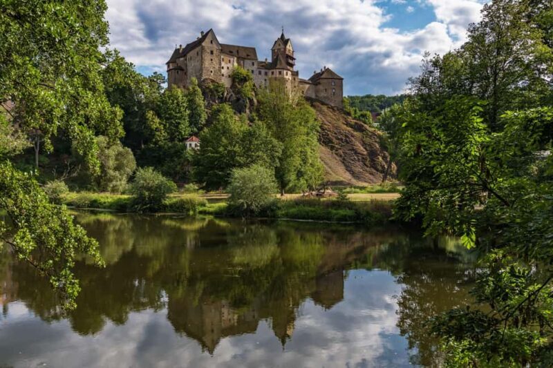 Prague: Karlovy Vary & Loket Tour with Hot Springs & Castle - The Journey Begins: From Prague to Karlovy Vary