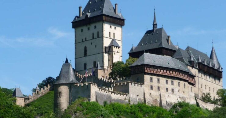 Prague: Karlštejn Castle Private Tour - Tour Details and Logistics