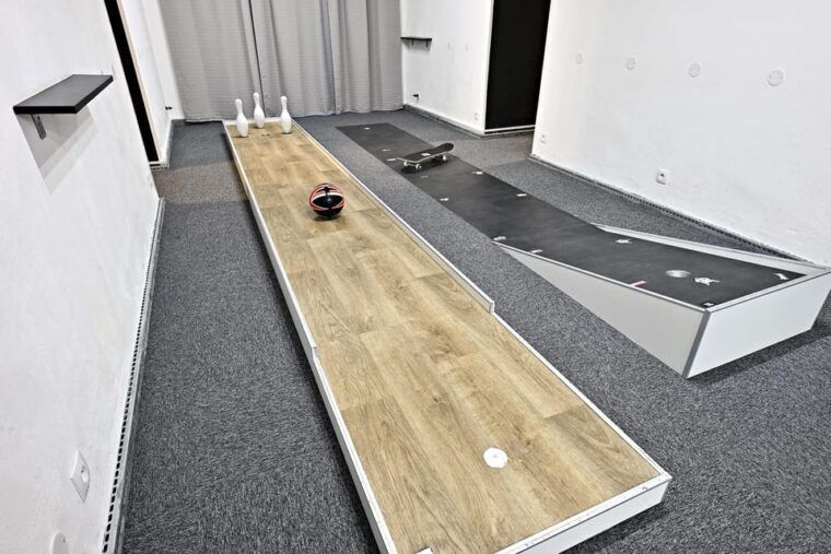 Prague: Mazemania Miniature Golf Experience - Who Should Consider This Experience?