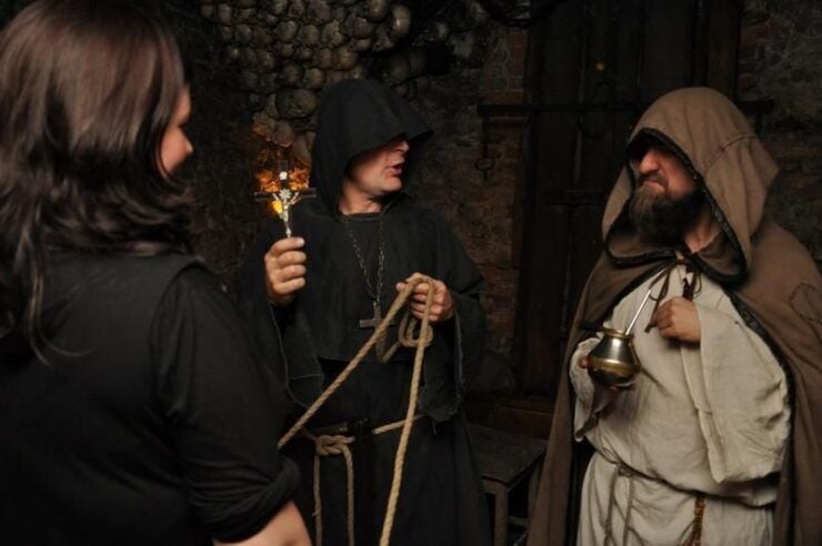 Prague: Medieval Dinner With Transfers - Experience Highlights