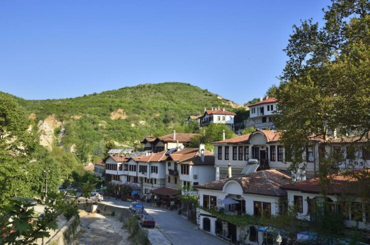 Prague: Melnik Chateau Day Trip With Wine Tasting - Booking Details