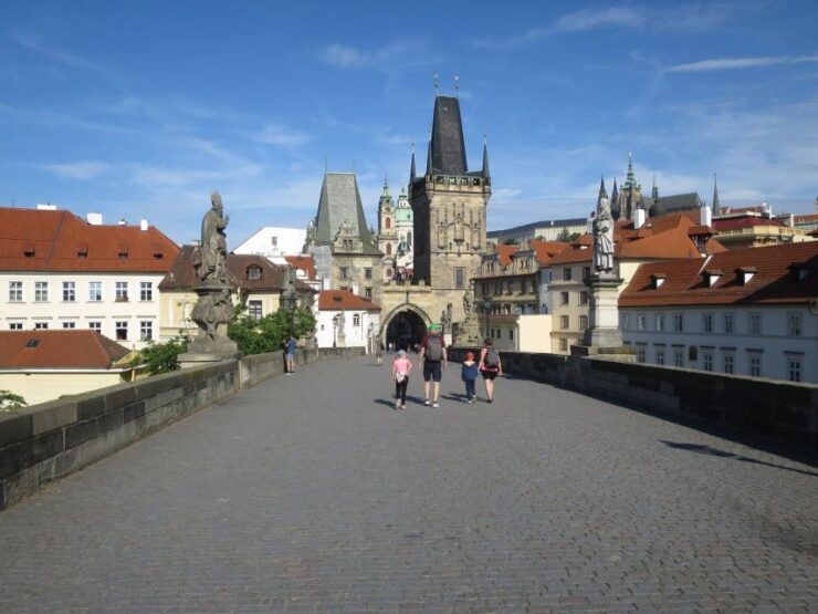 Prague: Morning Highlights Walk Without Crowds & Traps - Highlights of Prague Morning Walk
