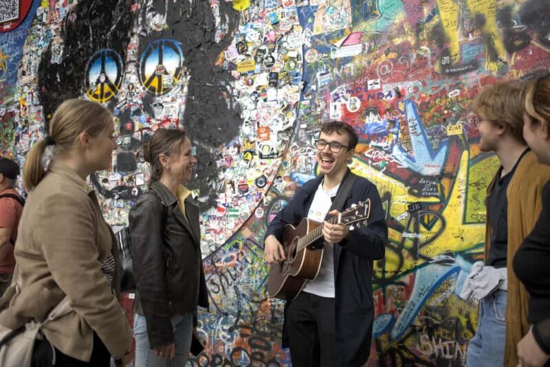 Prague: Mozart, Dvorak, Czech Folk Tour with the guitarist - Introduction: A Unique Blend of Prague’s Sound and Sight