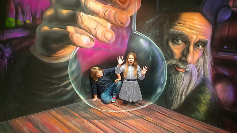 Prague Museum of Fantastic Illusions Ticket - The photos are part of the point