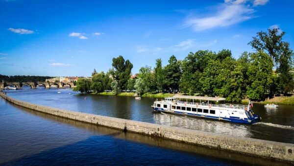 Prague: Narrated Sightseeing Cruise - Frequently Asked Questions