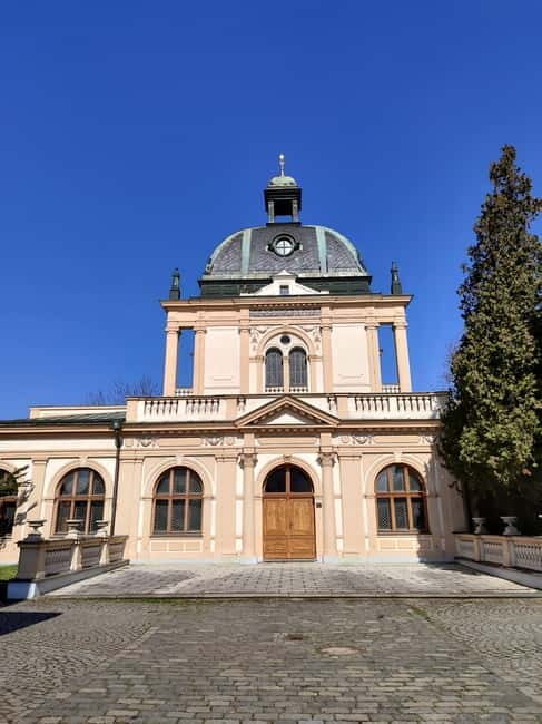Prague: New Jewish Cemetery Guided Tour - Good To Know