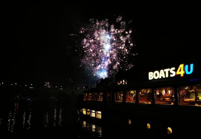 Prague: New Year's Eve Cruise through Midnight - A Festive Night on the Water in Prague
