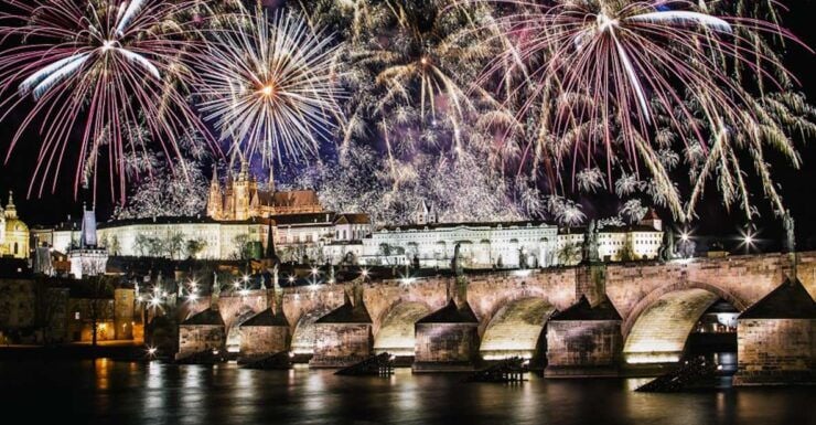 Prague: New Year's Eve Pub Crawl & Shots Bar & Club Entry - Experience Highlights