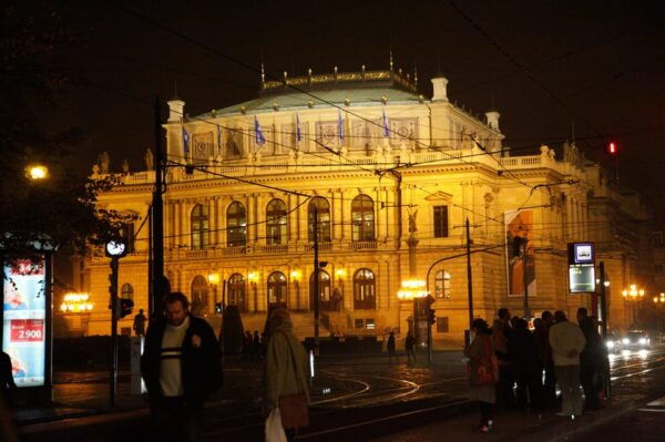 Prague Night Tour - Important Tour Considerations