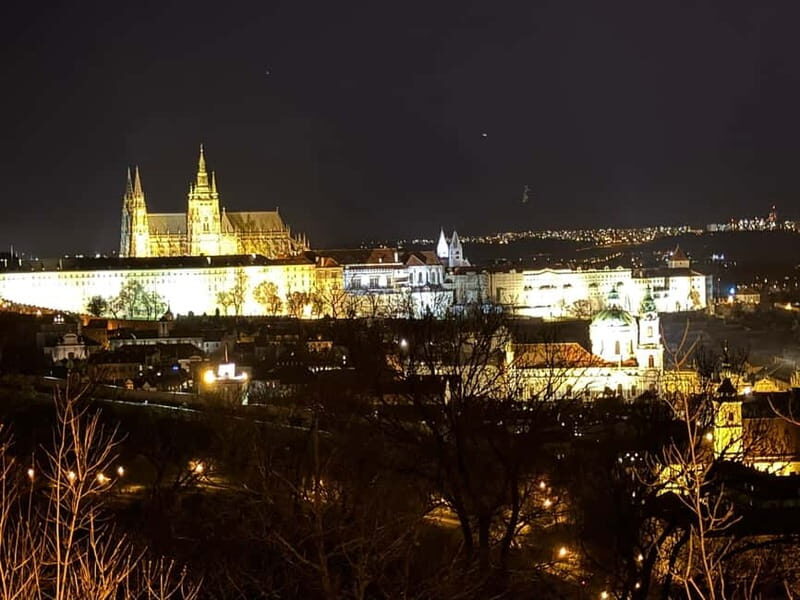Prague: Night Walk through Prague Castle with City Views - An In-Depth Look at the Prague Night Walk
