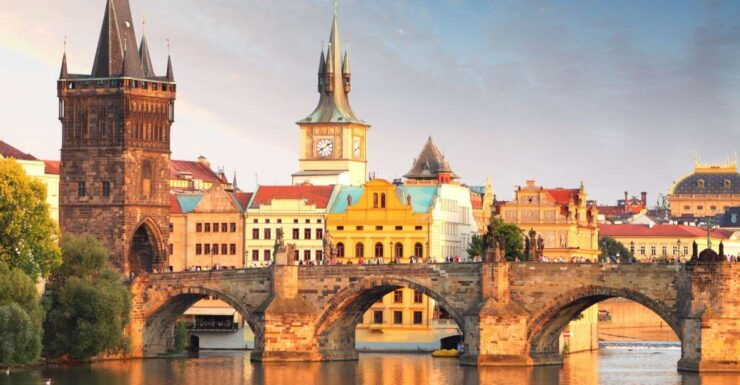 Prague: Old Town and Charles Bridge Tour - Tour Overview