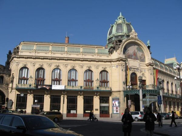 Prague: Old Town and Jewish Quarter Guided Walking Tour - Frequently Asked Questions