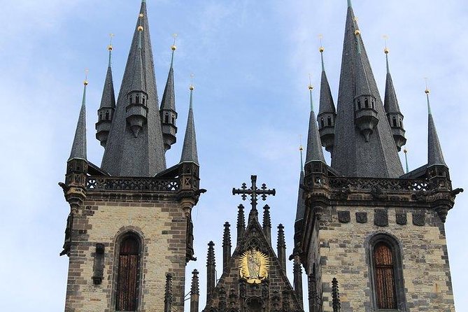 Prague Old Town Tour and External Jewish Quarter - Immersive Jewish Quarter Experience