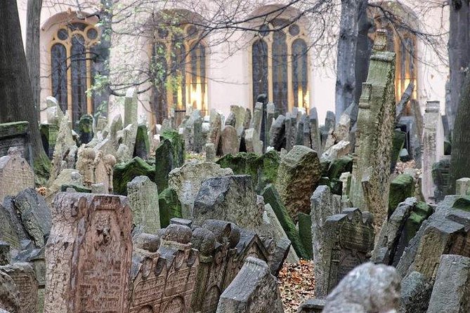 Prague Old Town Tour and External Jewish Quarter - Reviews and Testimonials