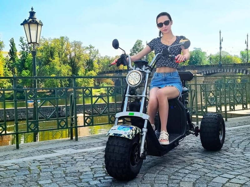 Prague: Panoramic Viewpoints Guided Electric Tricycle Tour - What to Expect from the Prague Viewpoints Tour