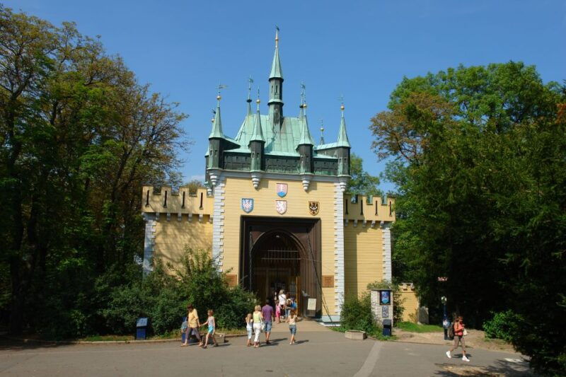 Prague: Petín Tower and Mirror Maze Entry Ticket - Good To Know