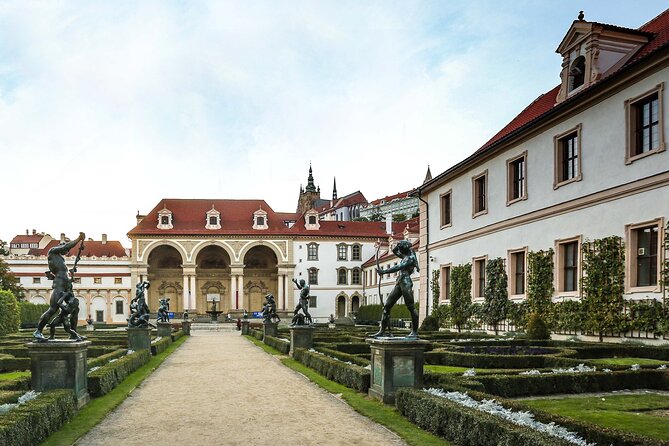Prague Photoshoot for Couples, Betrothed, Family & Friends - Accessibility and Safety
